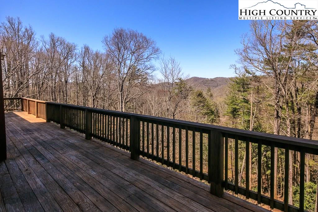 Image number 8 for the current listing
