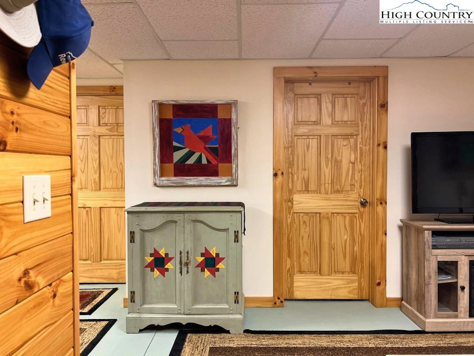 Image number 11 for the current listing