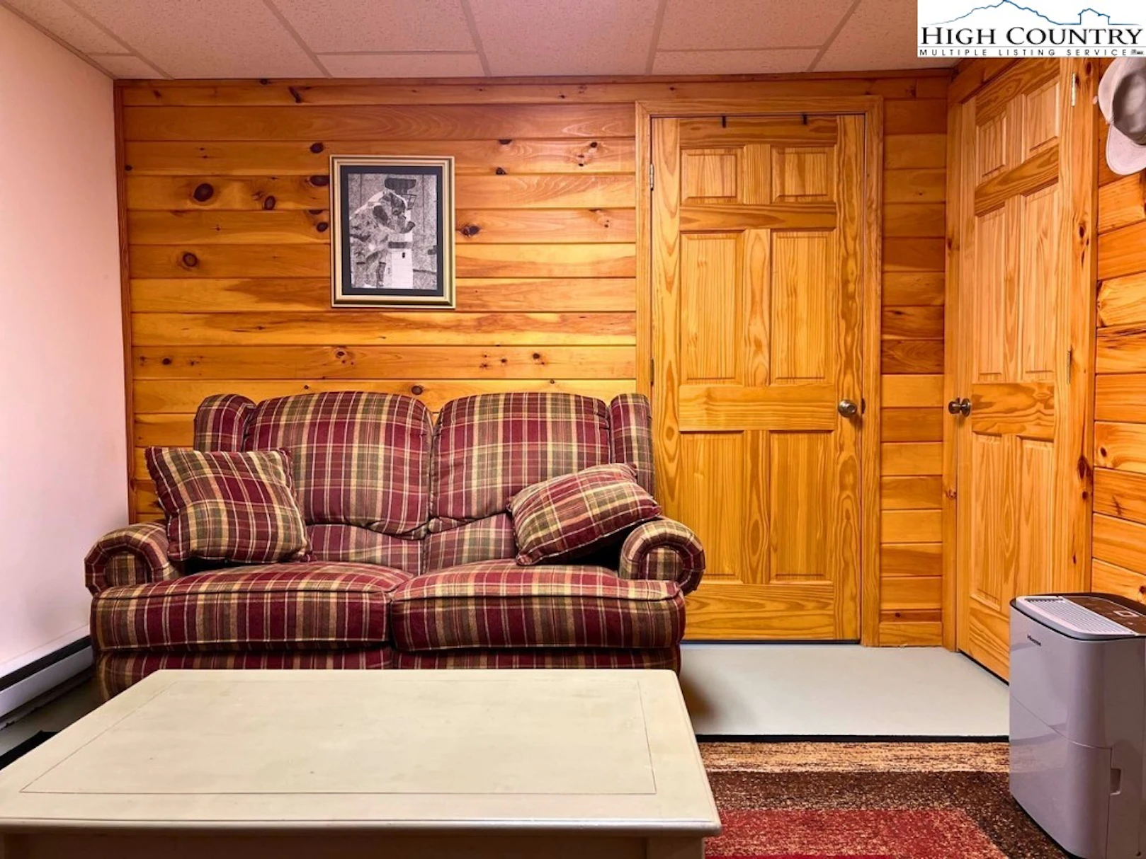 Image number 2 for the current listing
