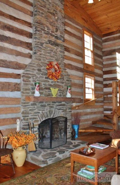 Image number 9 for the current listing