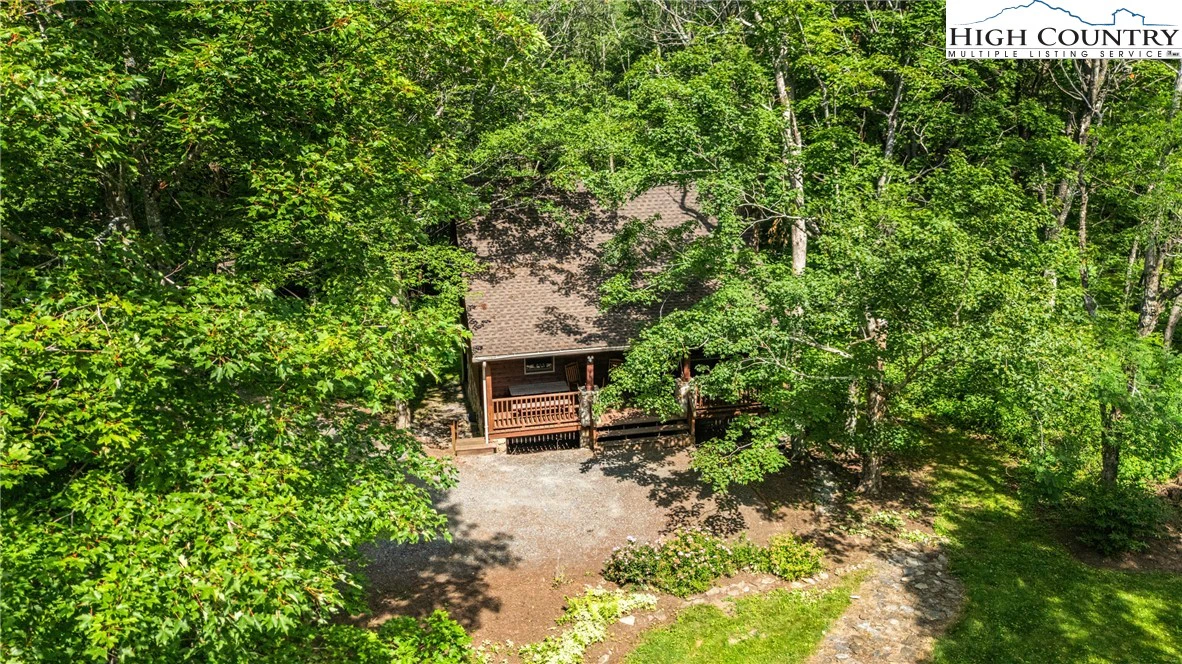 Image number 15 for the current listing