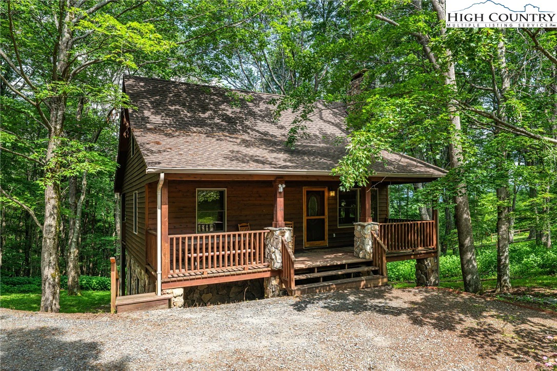 Image number 1 for the current listing
