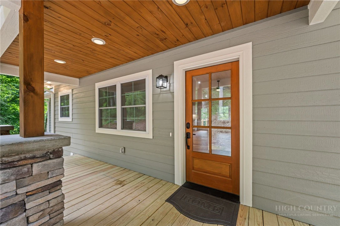 Image number 5 for the current listing