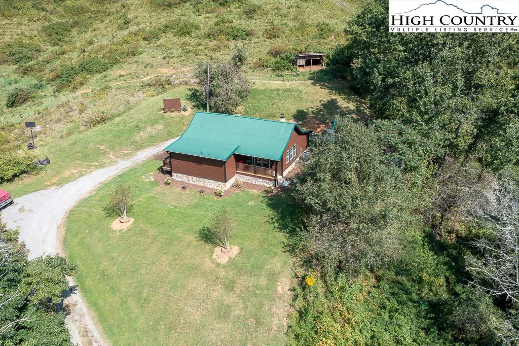 Image number 18 for the current listing