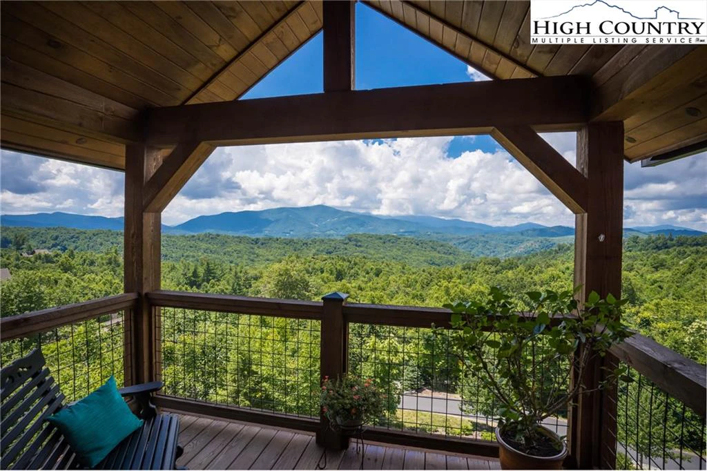 Image number 7 for the current listing