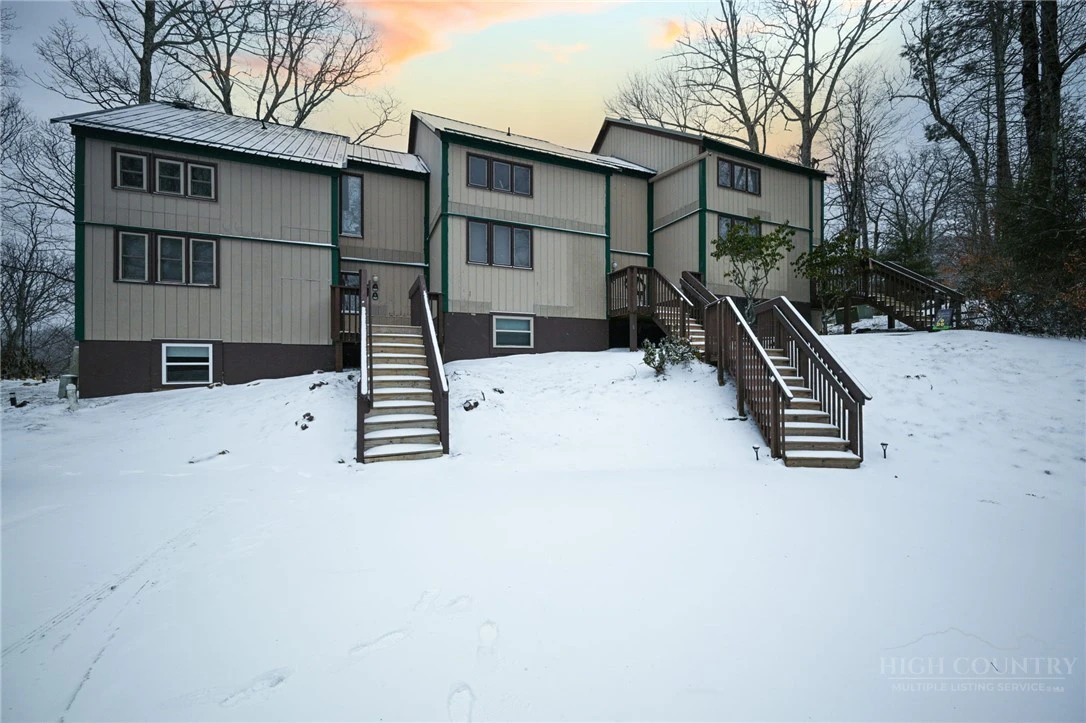 Image number 5 for the current listing