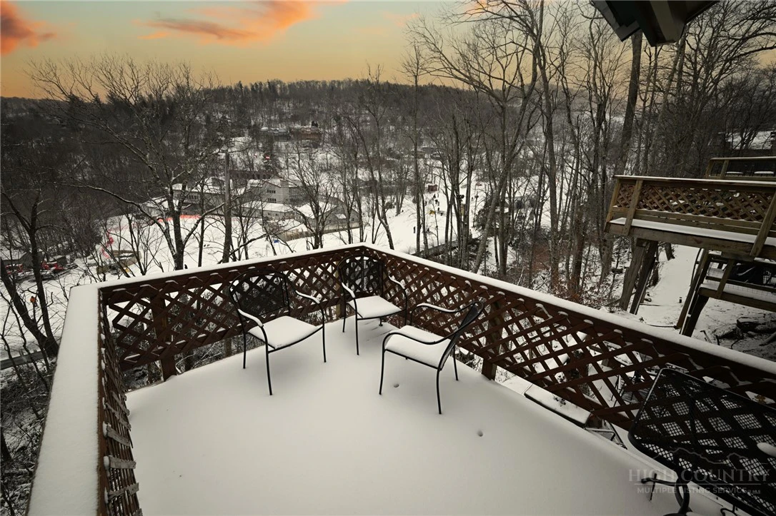 Image number 20 for the current listing