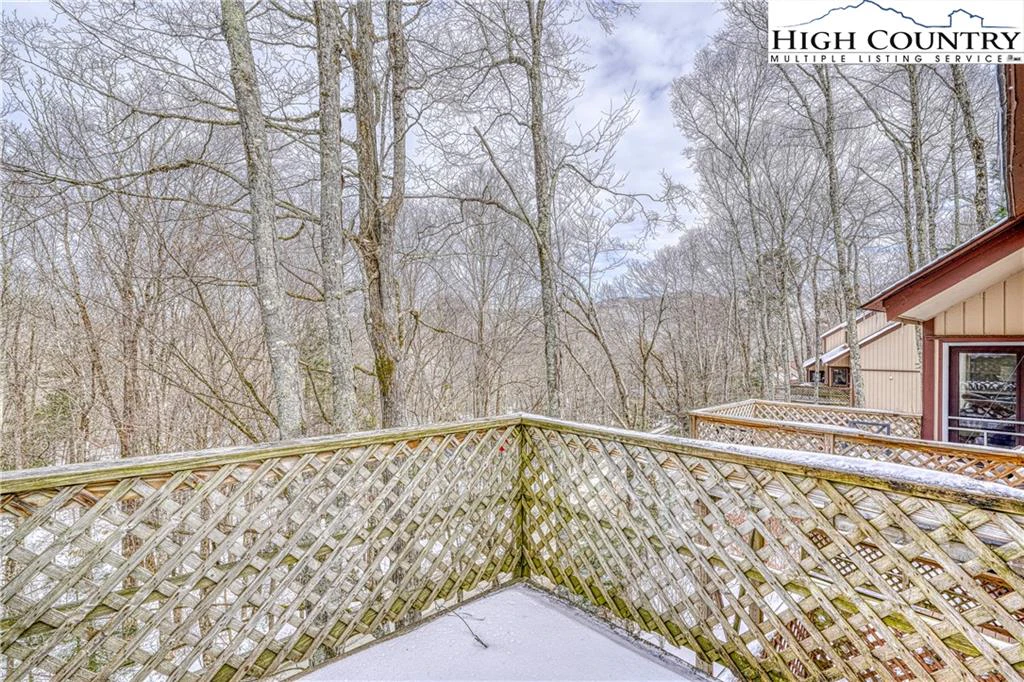 Image number 7 for the current listing