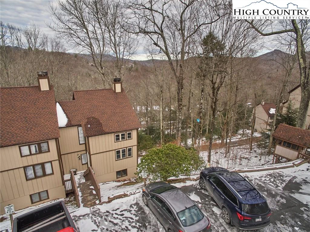 Image number 2 for the current listing