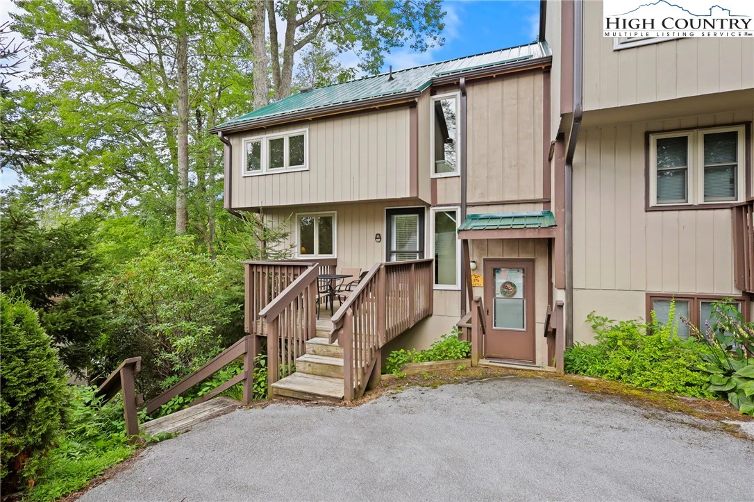 Image number 5 for the current listing