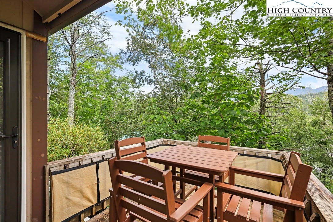 Image number 12 for the current listing