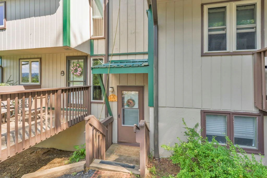 Image number 6 for the current listing