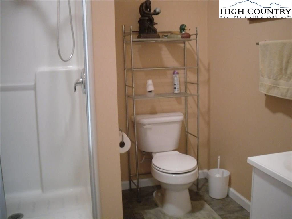 Image number 7 for the current listing