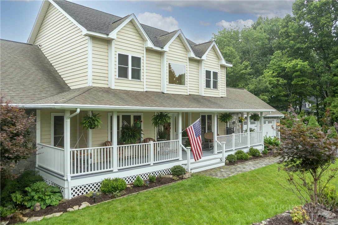 Image number 3 for the current listing