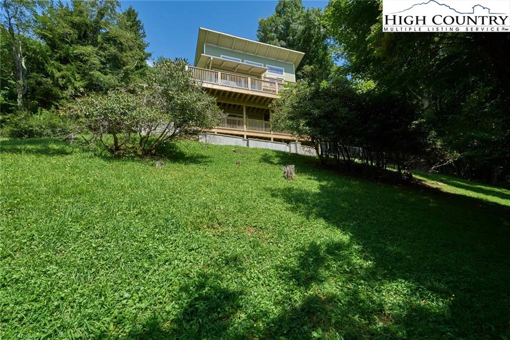 Image number 18 for the current listing