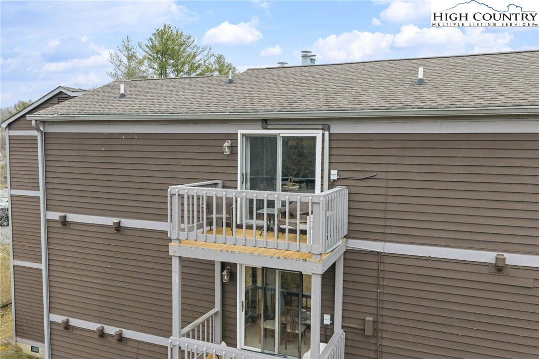 Image number 7 for the current listing
