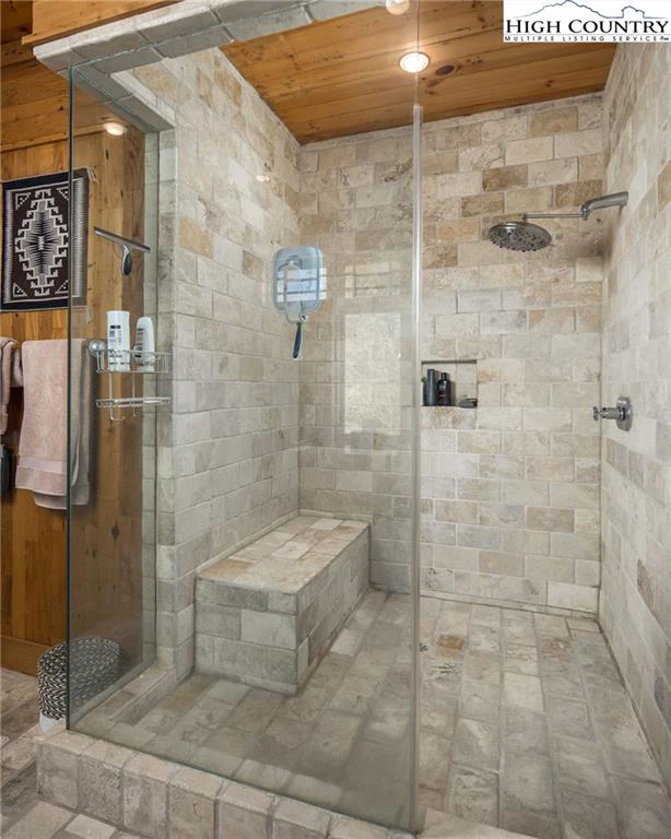 Image number 5 for the current listing