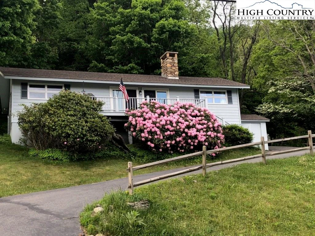 Image number 1 for the current listing