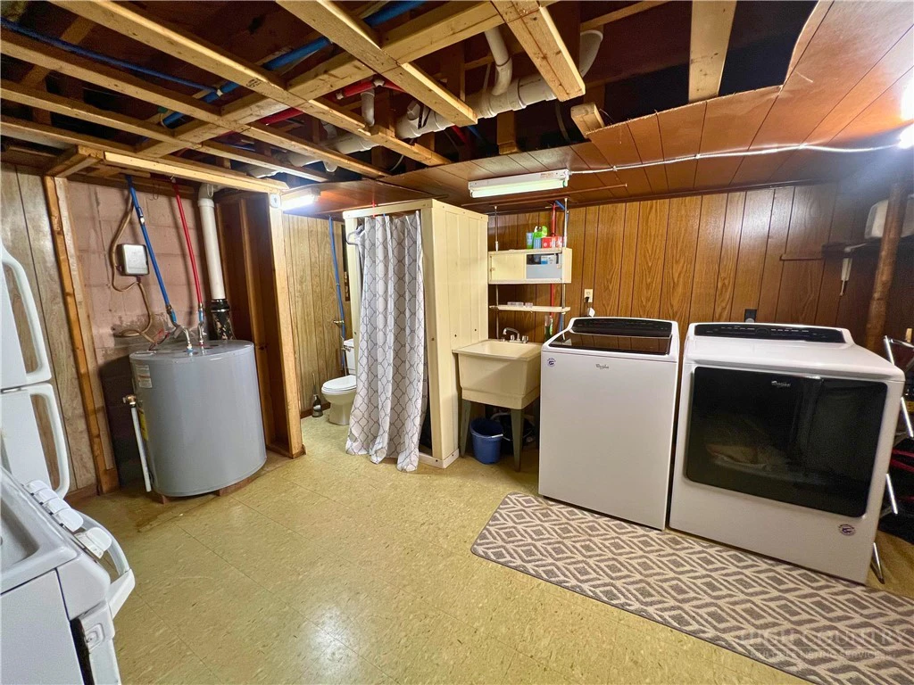 Image number 12 for the current listing