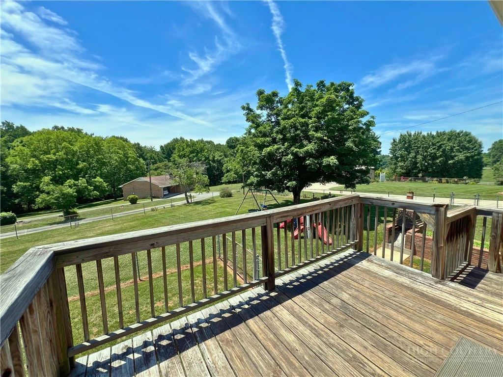 Image number 7 for the current listing