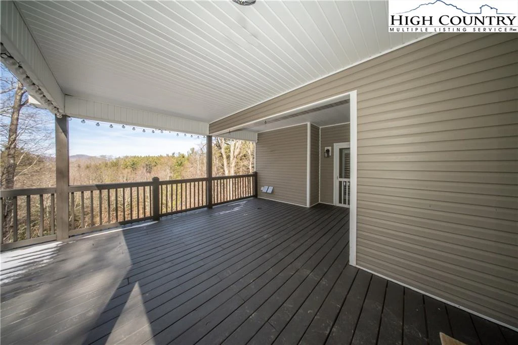 Image number 5 for the current listing