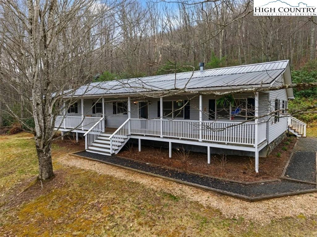 Image number 1 for the current listing