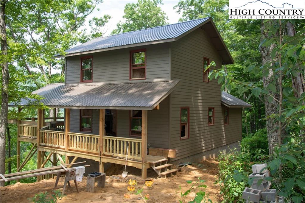Image number 19 for the current listing