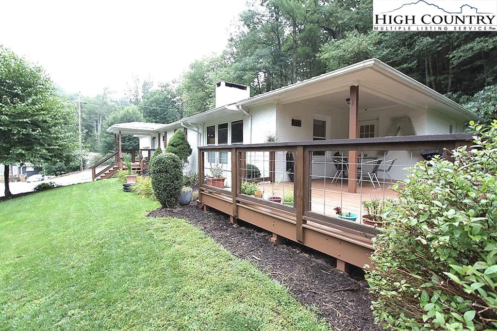 Image number 7 for the current listing