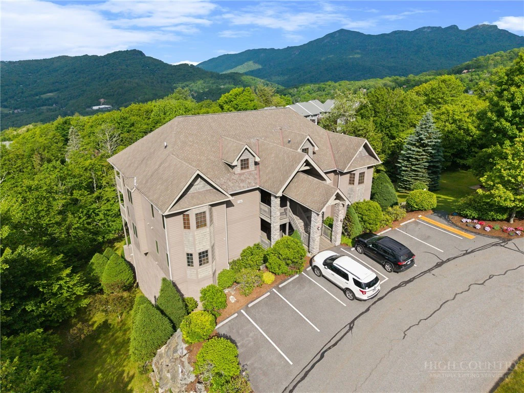 Image number 2 for the current listing
