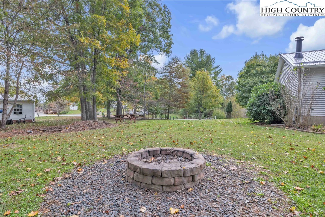 Image number 12 for the current listing