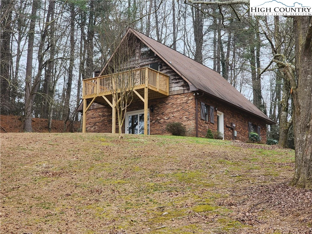 Image number 15 for the current listing