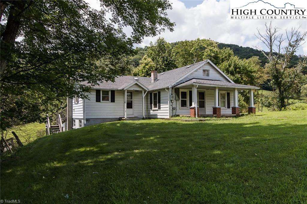 Image number 17 for the current listing