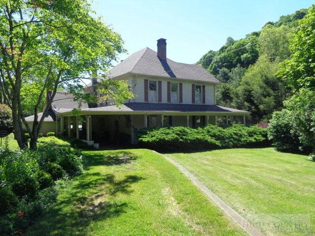 Image number 1 for the current listing