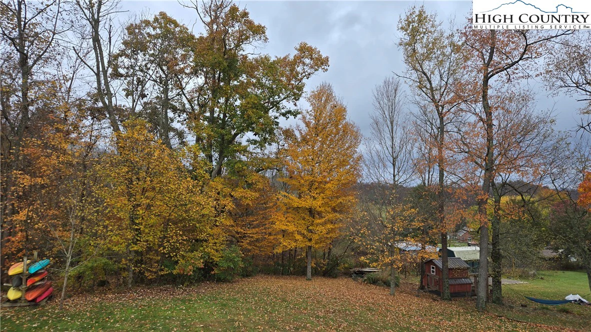 Image number 23 for the current listing