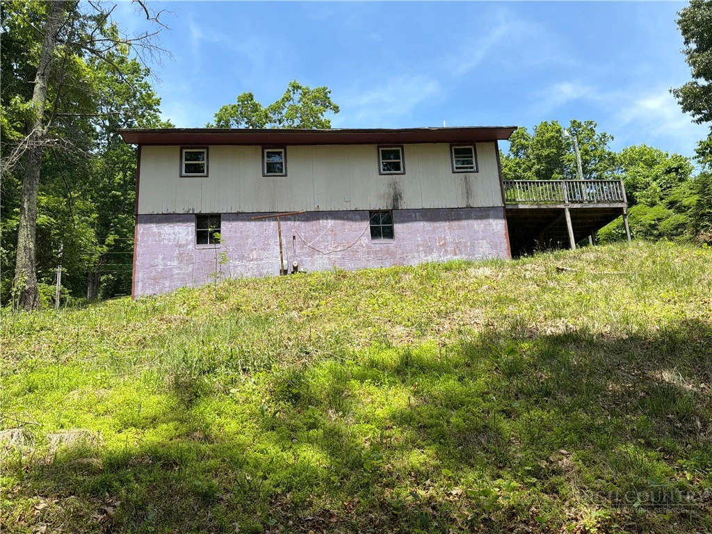 Image number 22 for the current listing