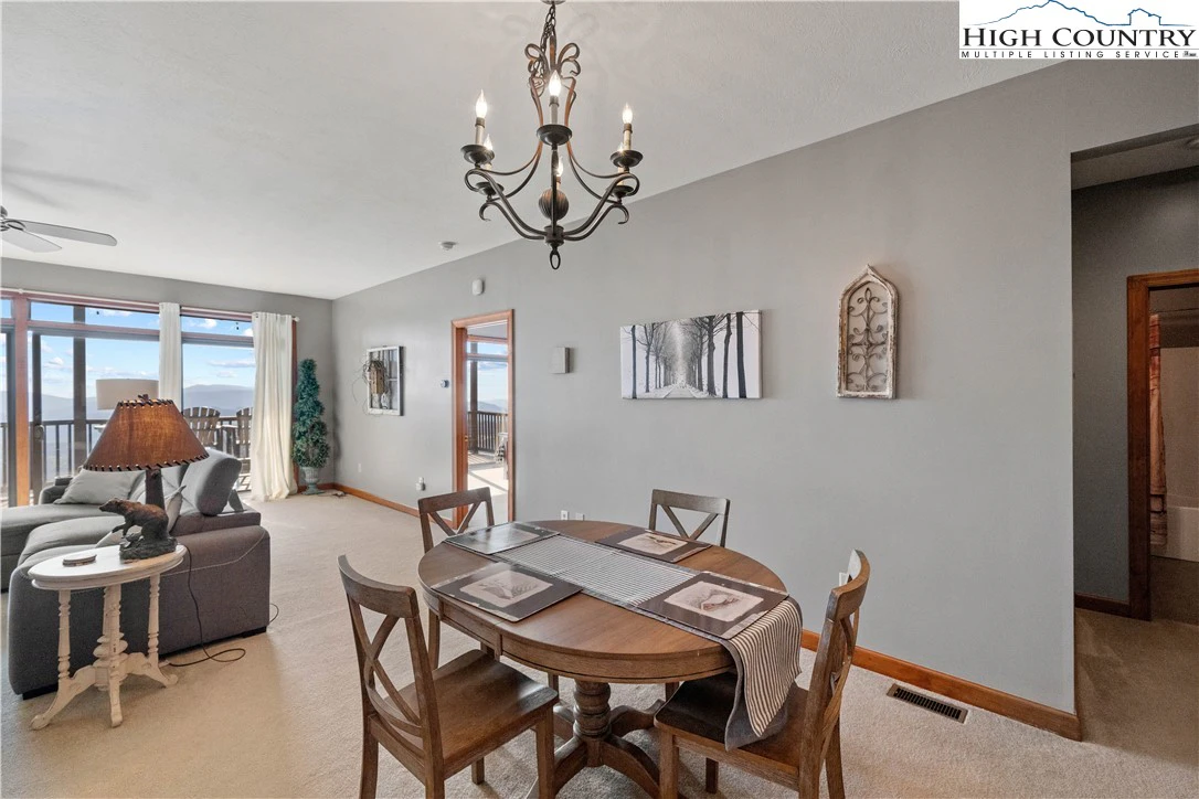 Image number 18 for the current listing