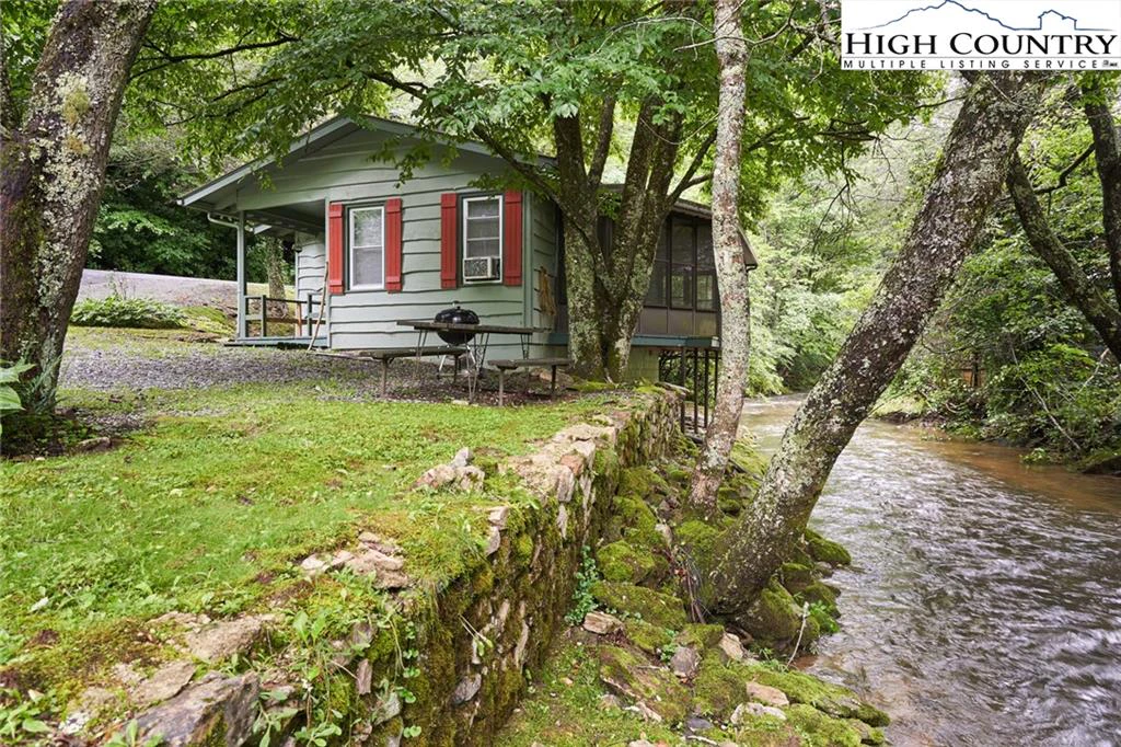 Image number 6 for the current listing