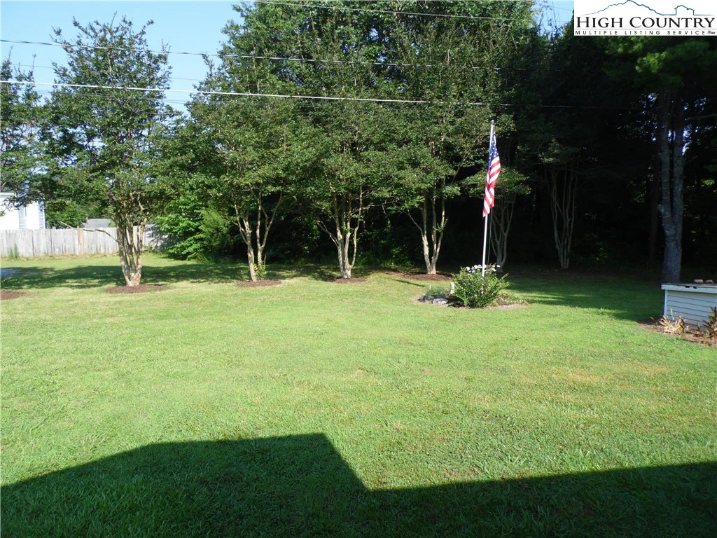 Image number 10 for the current listing