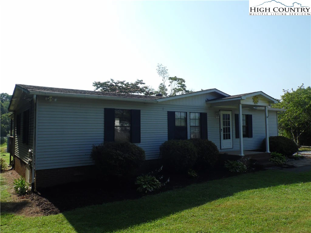 Image number 13 for the current listing