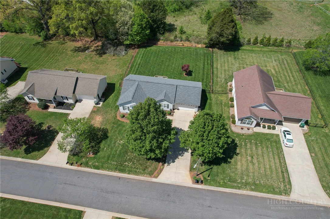 Image number 6 for the current listing