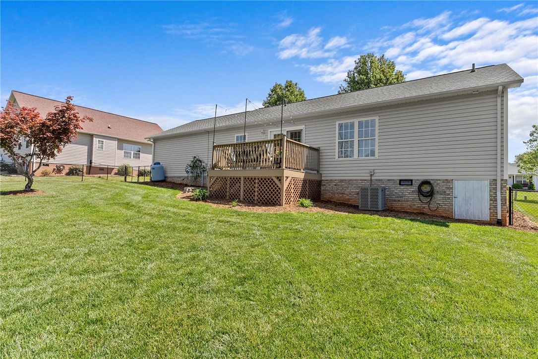 Image number 10 for the current listing