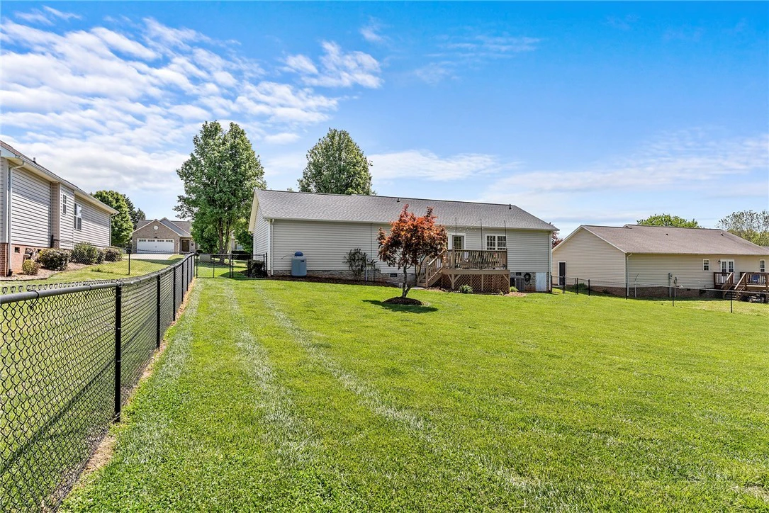 Image number 11 for the current listing