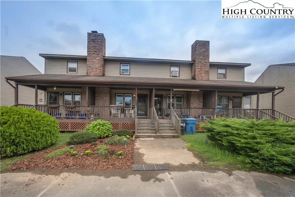 Image number 1 for the current listing