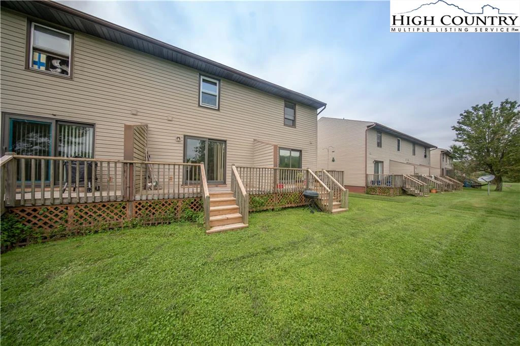 Image number 10 for the current listing