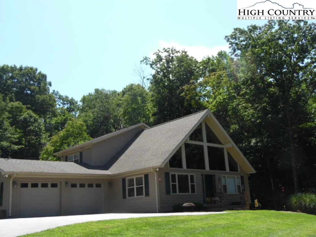 Image number 1 for the current listing