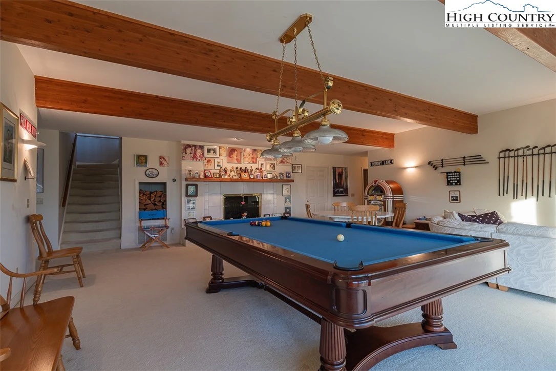 Image number 3 for the current listing
