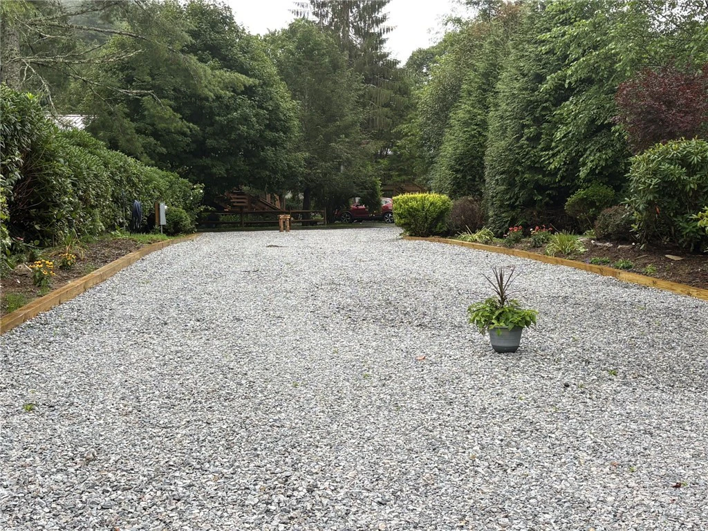 Image number 5 for the current listing