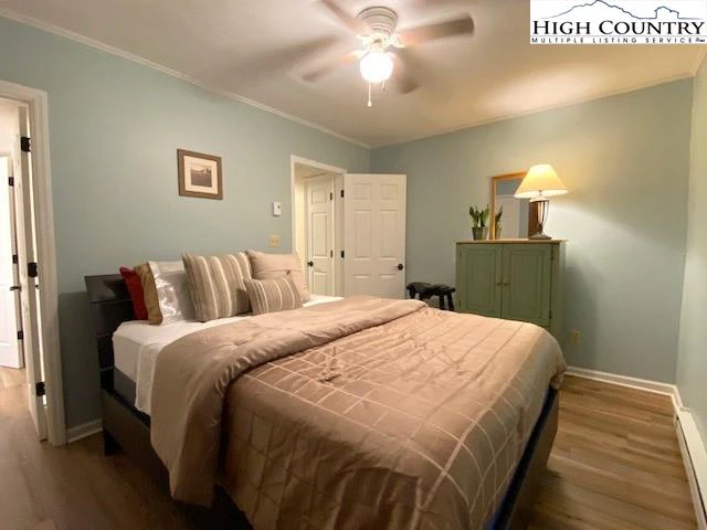 Image number 5 for the current listing