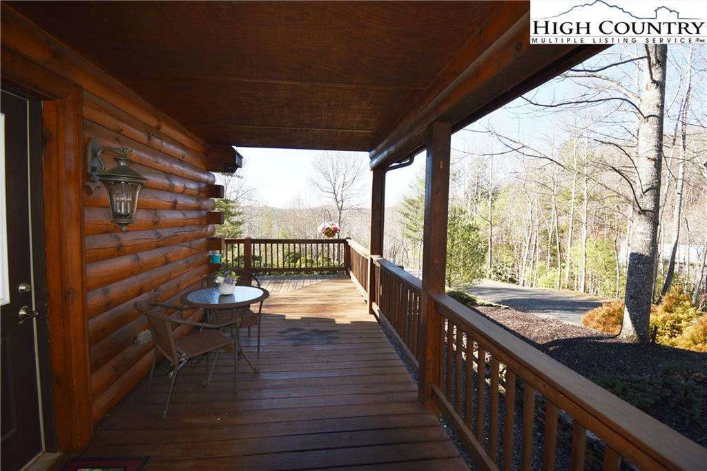 Image number 13 for the current listing