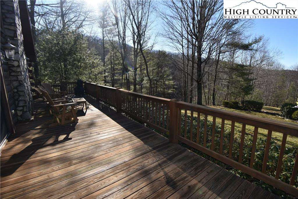 Image number 15 for the current listing